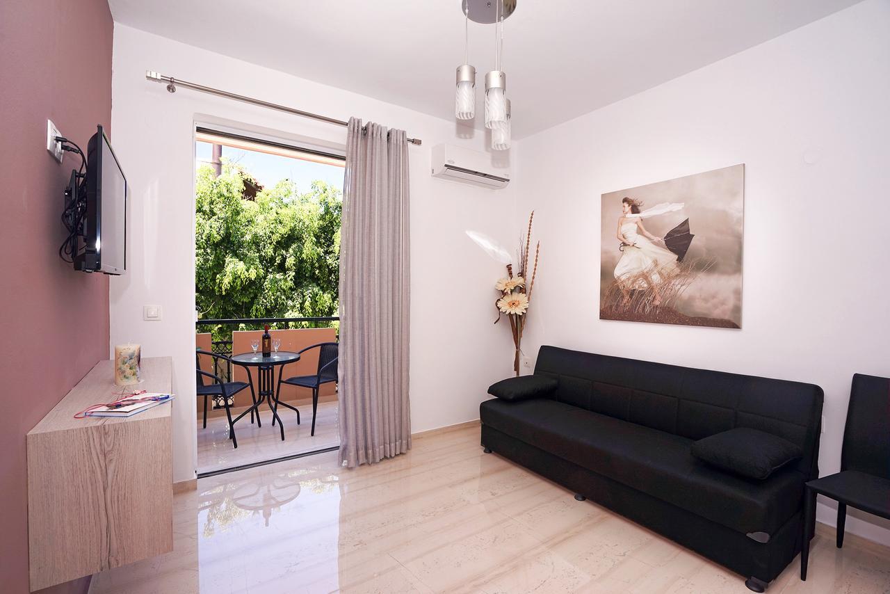 Sunset Seaside Apartments & Studios Rethymno Exteriör bild